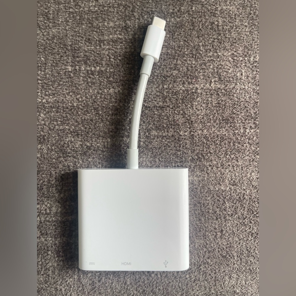 Apple USB-C Digital AV Multiport Adapter